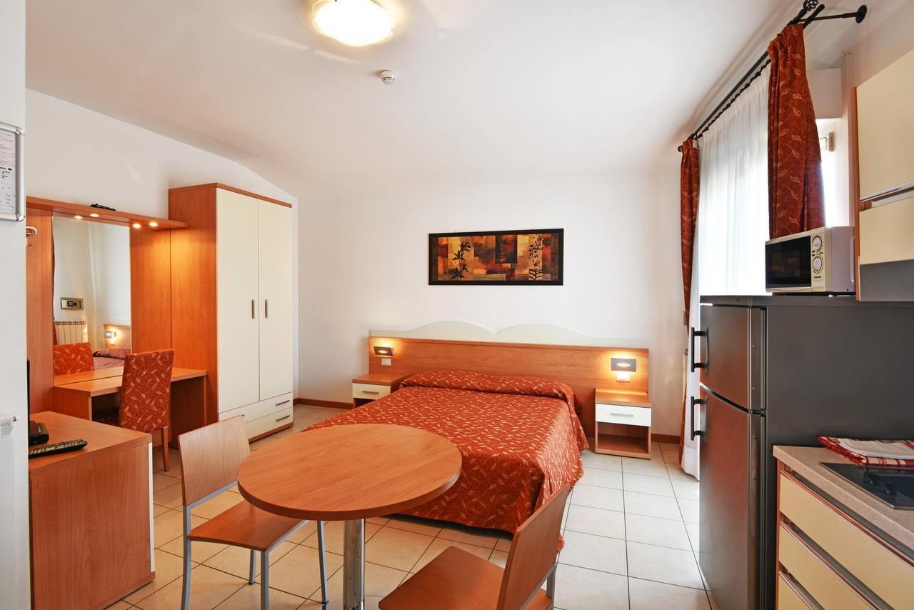 Hotel Villa Olga Caorle Exterior foto